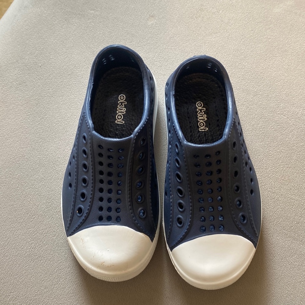 Brand new toddler sandals